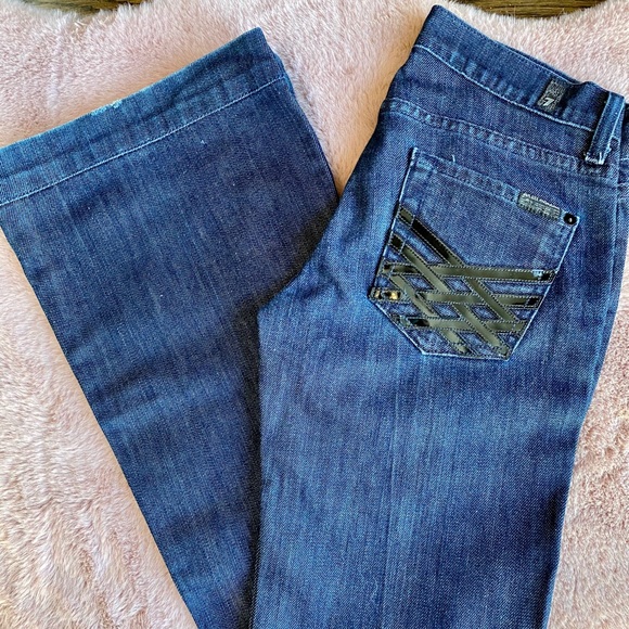 7 For All Mankind DOJO flare jeans! Women’s 25